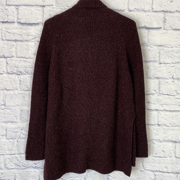 Sweaty Betty Shakti dark plum cowl neck side slit sweater medium - Picture 5 of 8